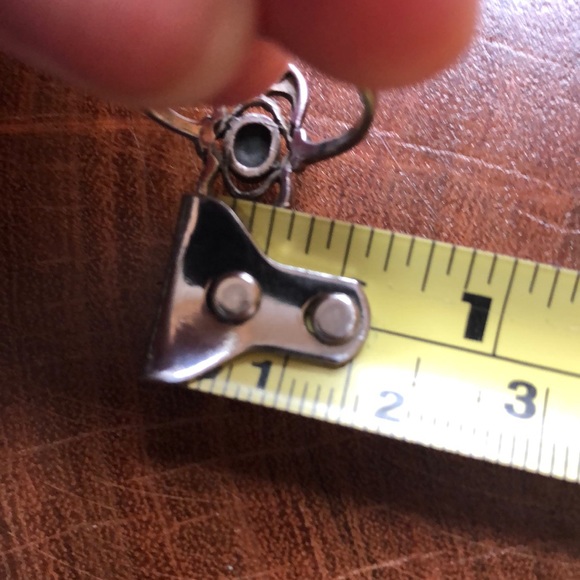 Vintage Silver and Green Ring - Picture 7 of 8